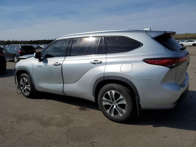 2021 Toyota Highlander Hybrid XLE