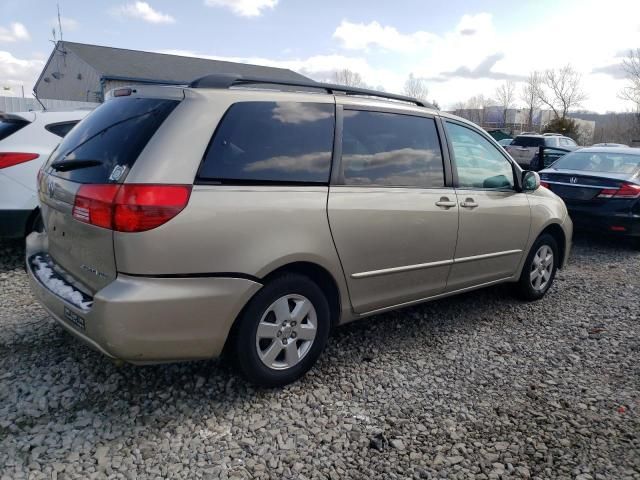 2004 Toyota Sienna XLE