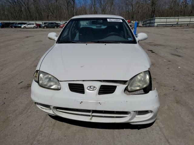 2000 Hyundai Elantra GLS