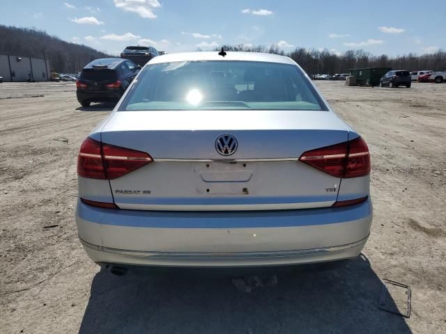 2016 Volkswagen Passat SE