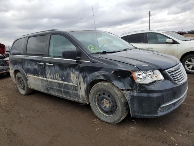 2015 Chrysler Town & Country Touring L