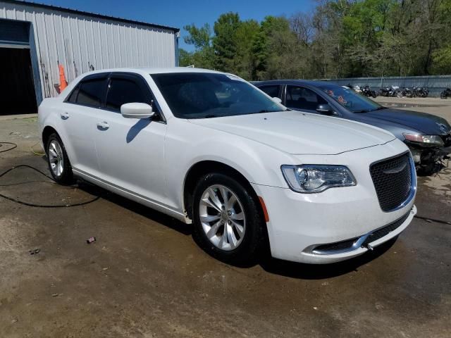 2018 Chrysler 300 Touring