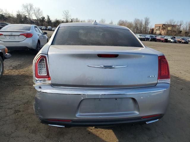 2016 Chrysler 300 Limited