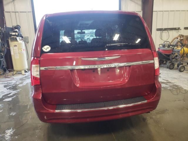 2015 Chrysler Town & Country Touring L