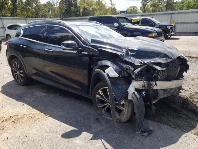 2017 Infiniti QX30 Base