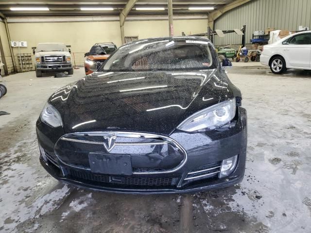 2014 Tesla Model S