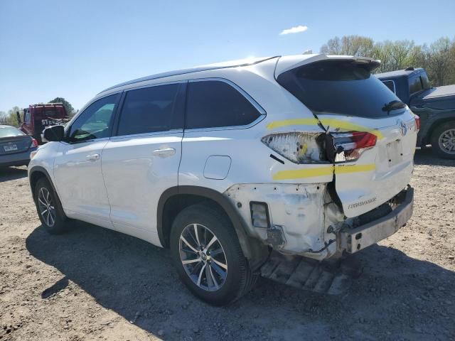 2018 Toyota Highlander SE