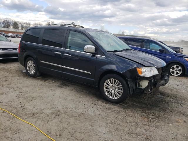 2014 Chrysler Town & Country Limited