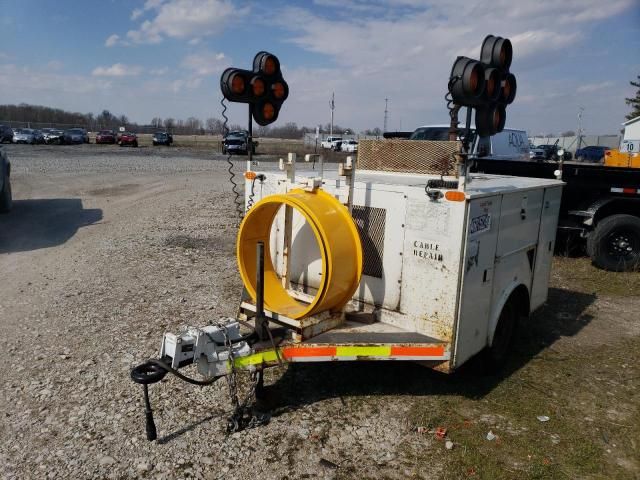 1990 Clark Forklift 1990 Clark B15 Trailer