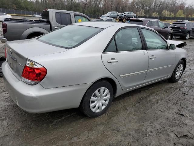 2005 Toyota Camry LE