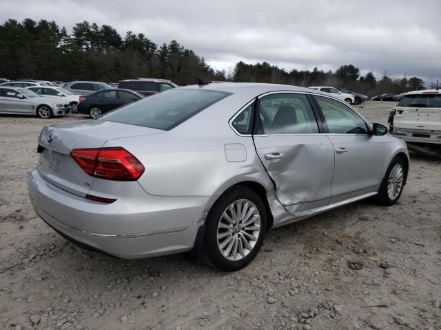 2016 Volkswagen Passat SE