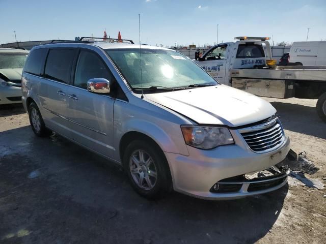 2012 Chrysler Town & Country Touring L