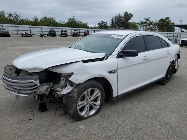 2017 Ford Taurus SE