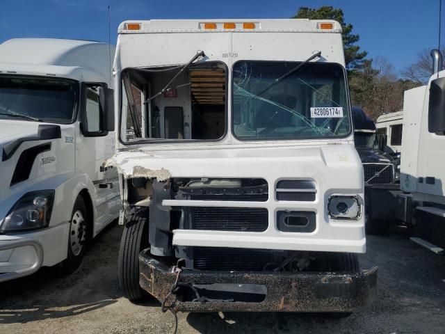 2008 Freightliner Chassis M Line WALK-IN Van