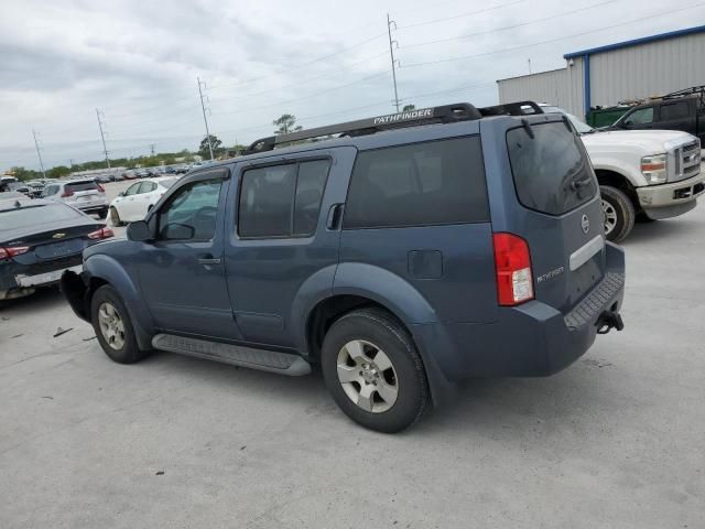 2006 Nissan Pathfinder LE