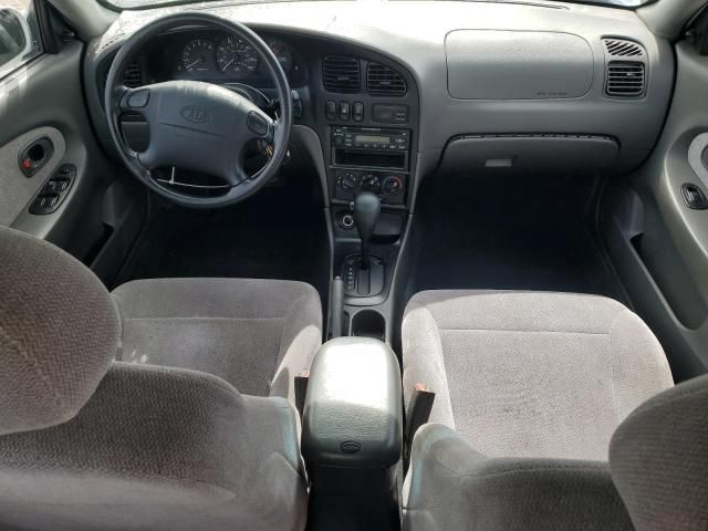 2000 KIA Sephia Base