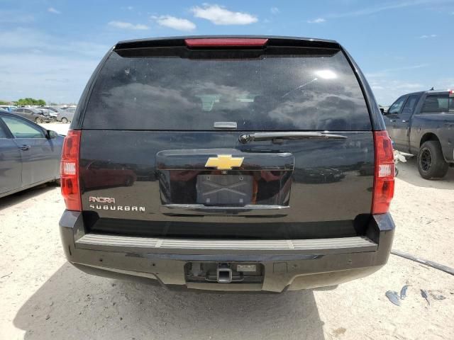 2014 Chevrolet Suburban C1500  LS