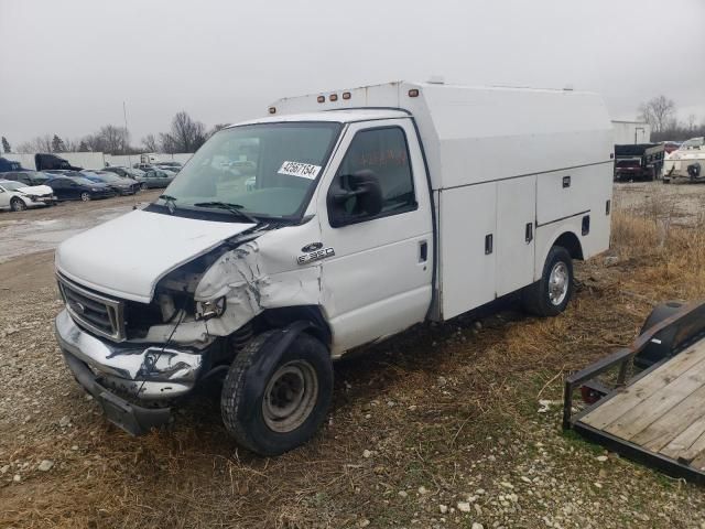 2006 Ford Econoline E350 Super Duty Cutaway Van