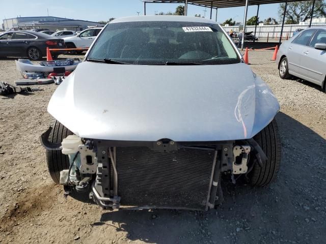 2015 Volkswagen Passat S