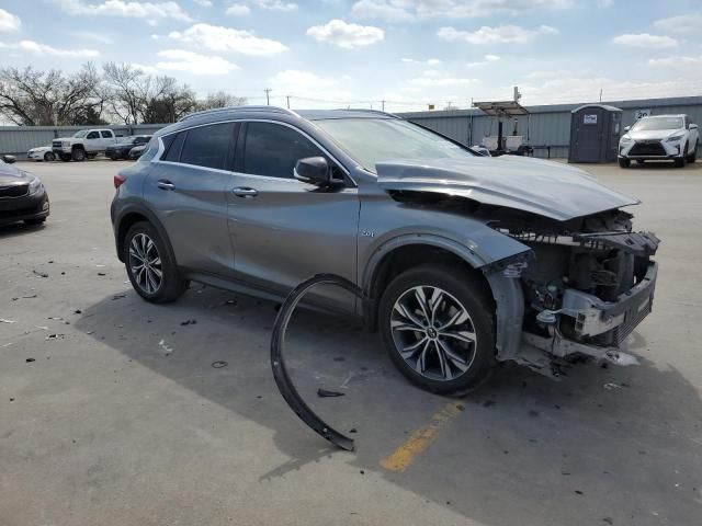 2017 Infiniti QX30 Base