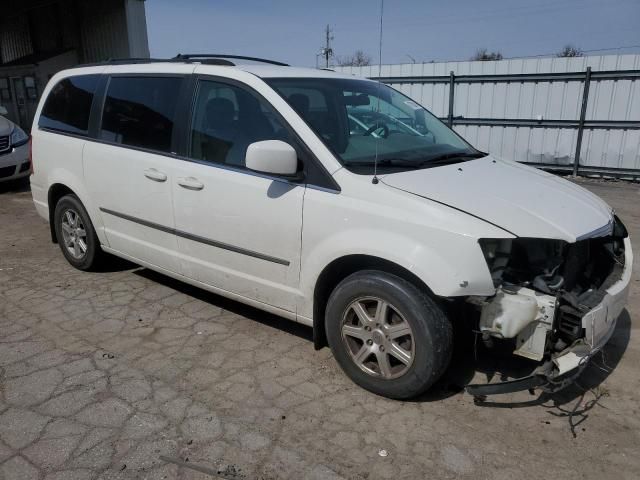 2009 Chrysler Town & Country Touring