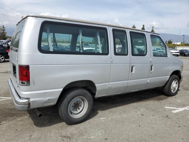 2002 Ford Econoline E350 Super Duty Wagon