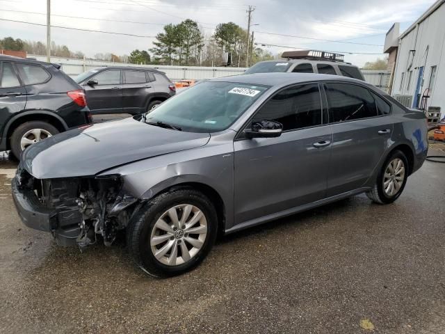 2015 Volkswagen Passat S