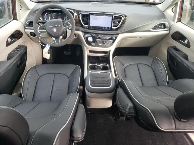 2023 Chrysler Pacifica Hybrid Limited