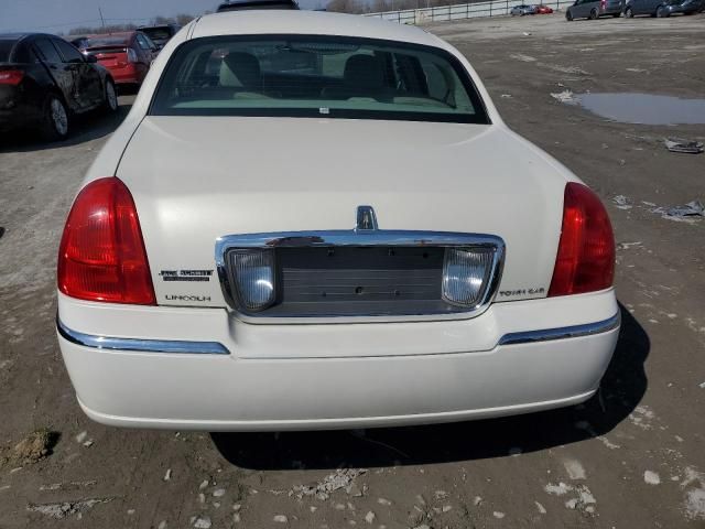 2007 Lincoln Town Car Signature