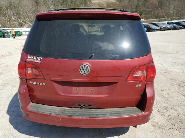 2009 Volkswagen Routan SE