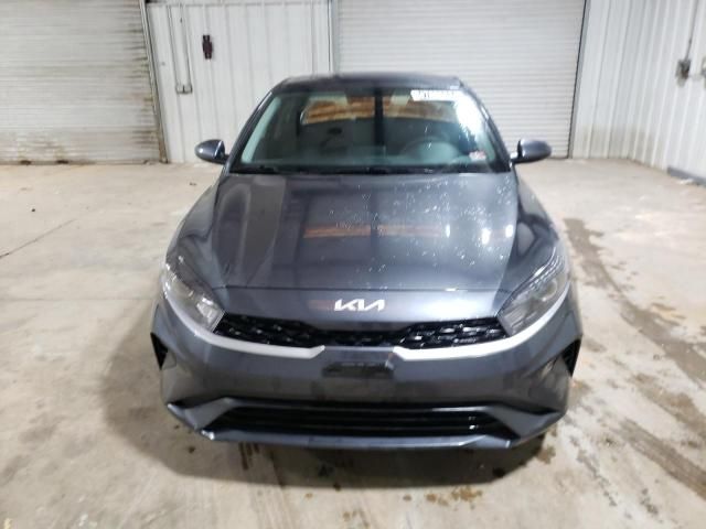 2023 KIA Forte LX