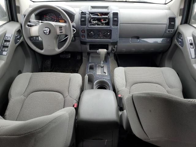 2005 Nissan Frontier Crew Cab LE