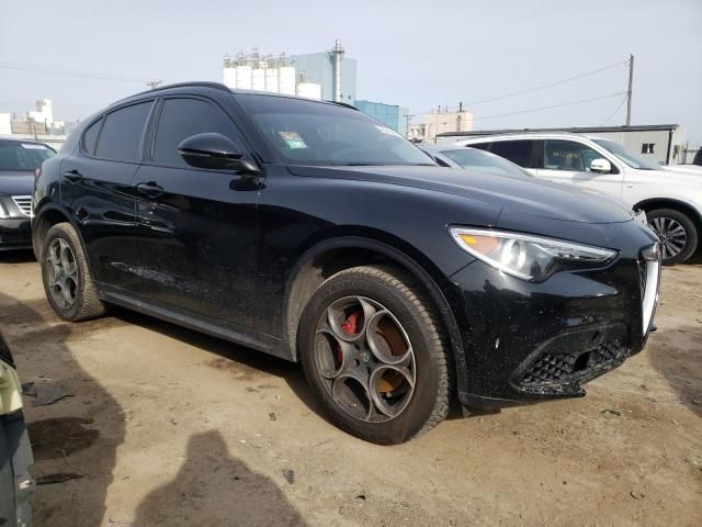 2018 Alfa Romeo Stelvio Sport