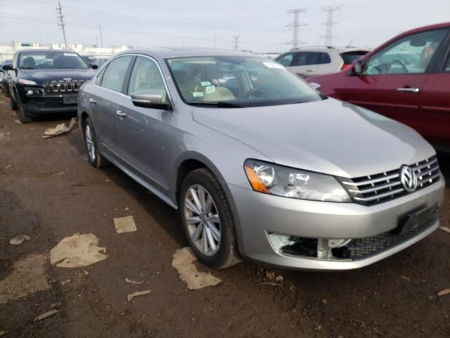 2013 Volkswagen Passat SEL