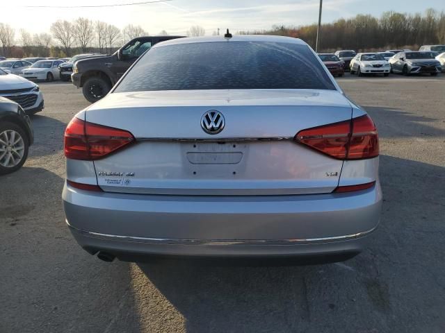 2016 Volkswagen Passat SE