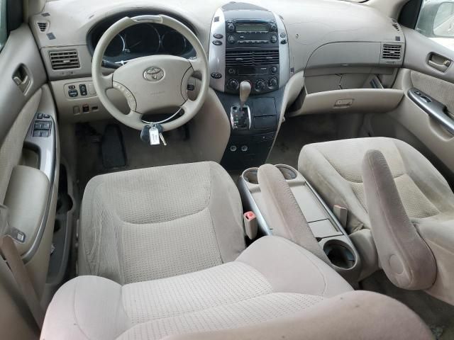 2008 Toyota Sienna CE