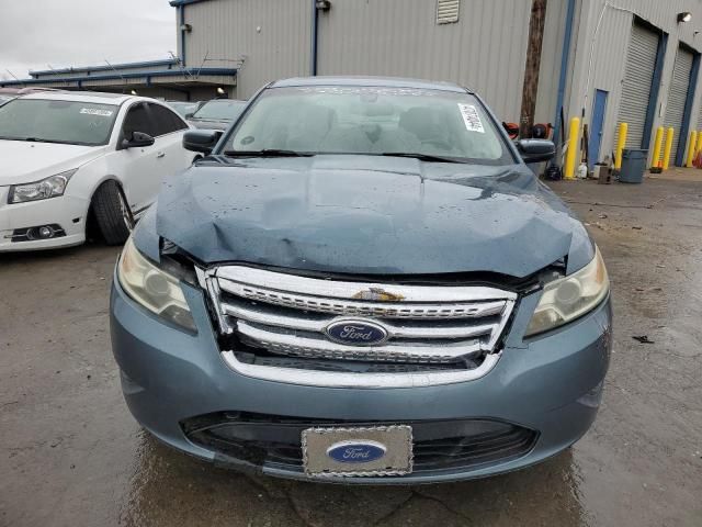 2010 Ford Taurus SEL