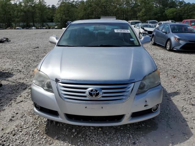 2010 Toyota Avalon XL