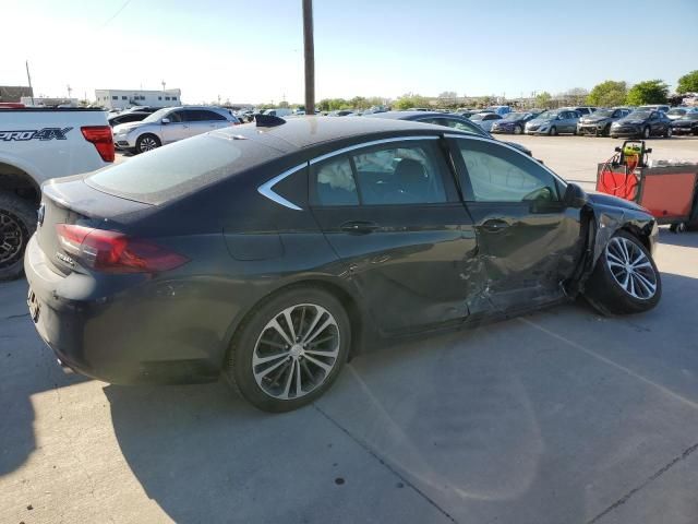 2019 Buick Regal Essence