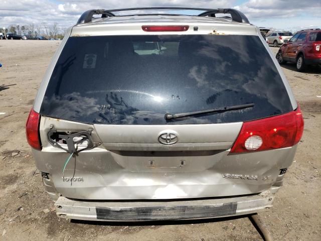 2009 Toyota Sienna CE