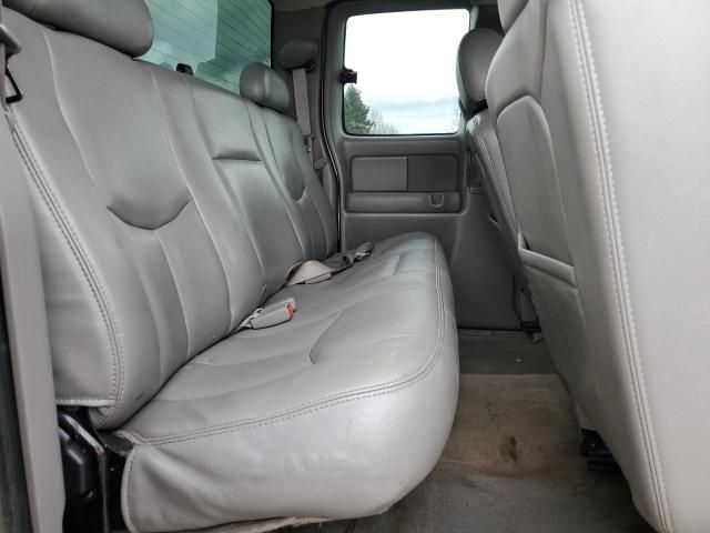 2004 Chevrolet Silverado K2500 Heavy Duty