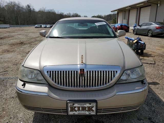 2008 Lincoln Town Car Signature Long Wheelbase