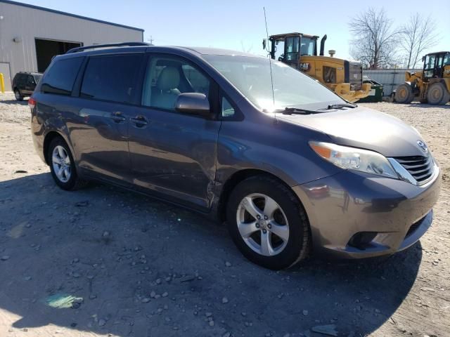 2011 Toyota Sienna LE