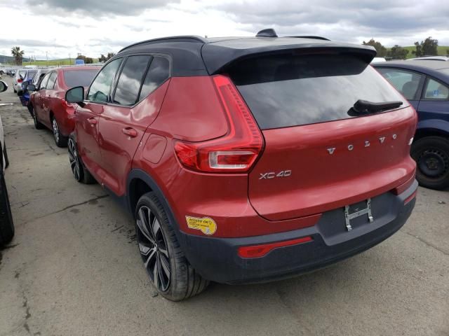 2022 Volvo XC40 P8 Recharge Plus