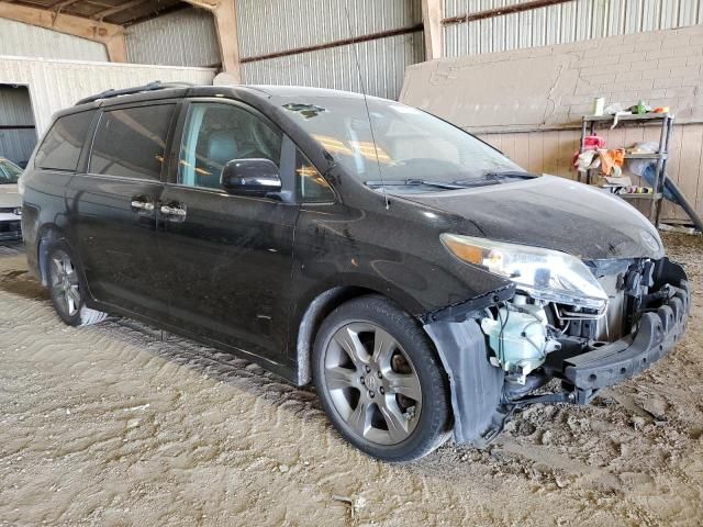 2014 Toyota Sienna Sport