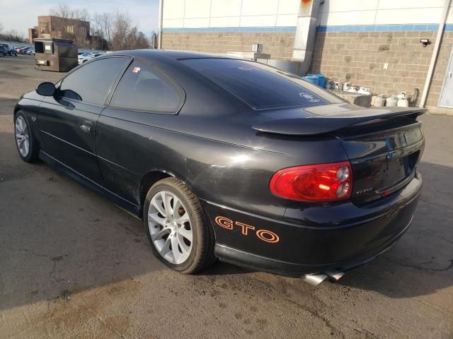 2004 Pontiac GTO