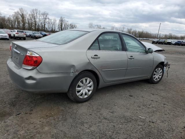 2005 Toyota Camry LE