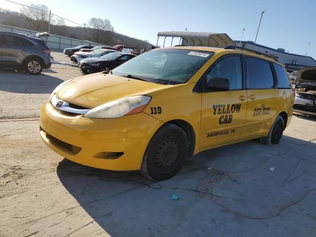 2010 Toyota Sienna CE