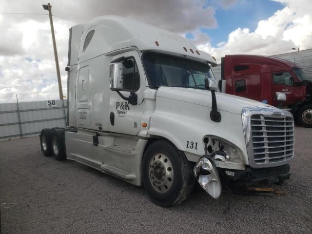 2016 Freightliner Cascadia 125