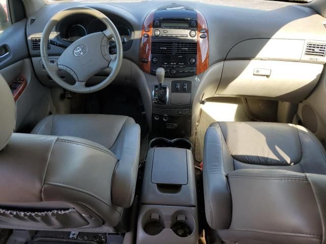 2008 Toyota Sienna XLE